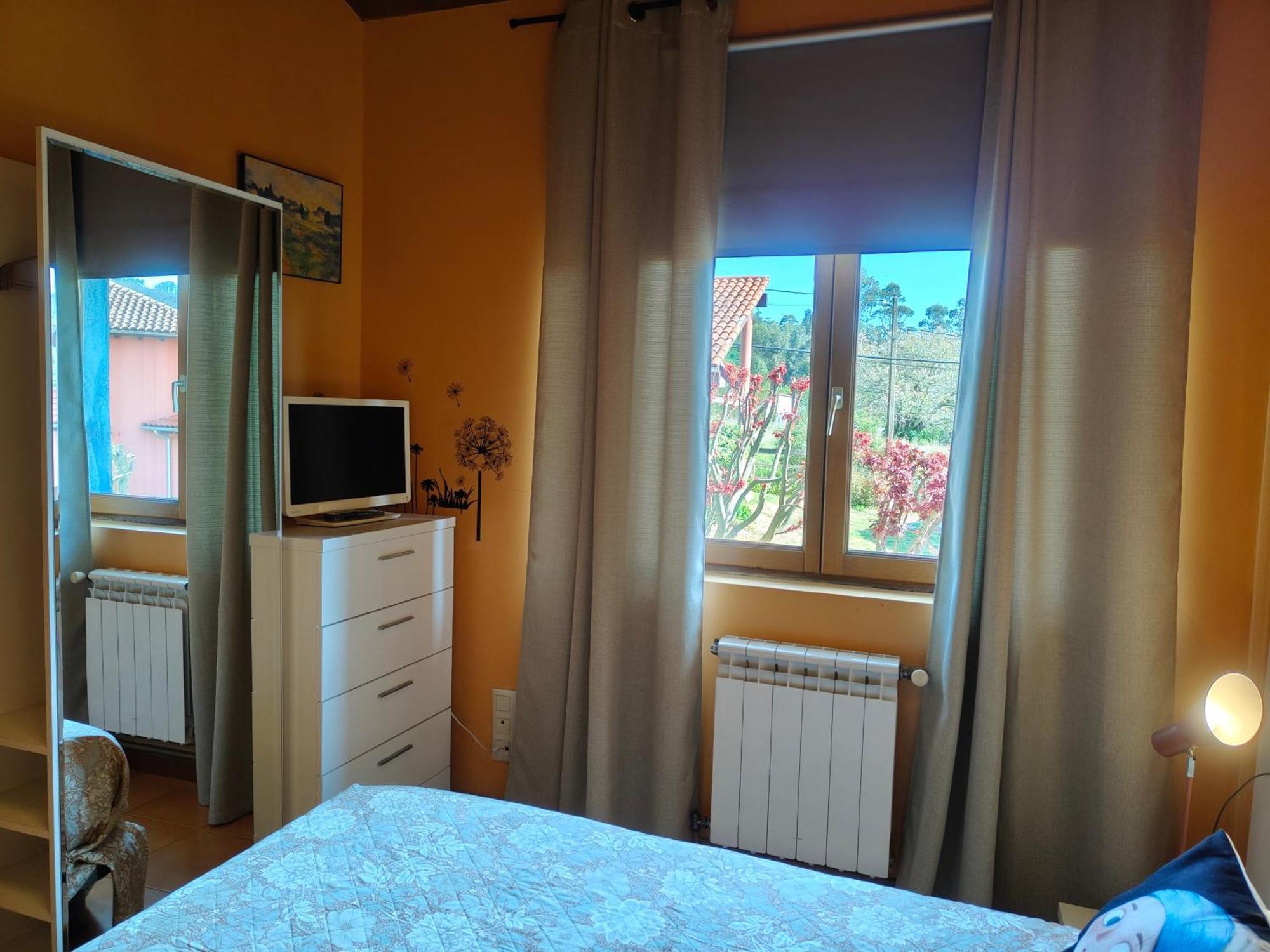 Apartamentos Rosa Jove Кабаньяс Экстерьер фото